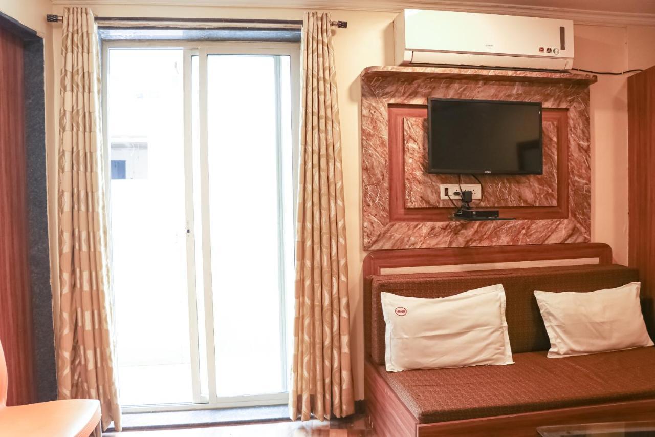 Hotel Mukesh Residency Pune Esterno foto