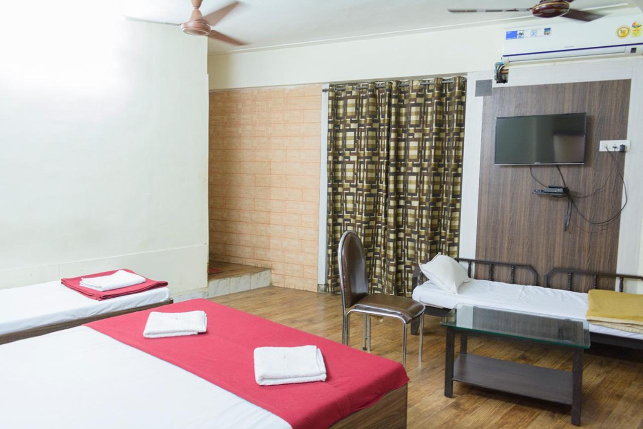 Hotel Mukesh Residency Pune Esterno foto
