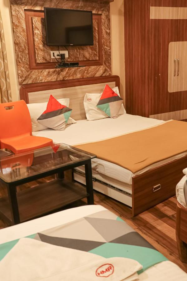 Hotel Mukesh Residency Pune Esterno foto
