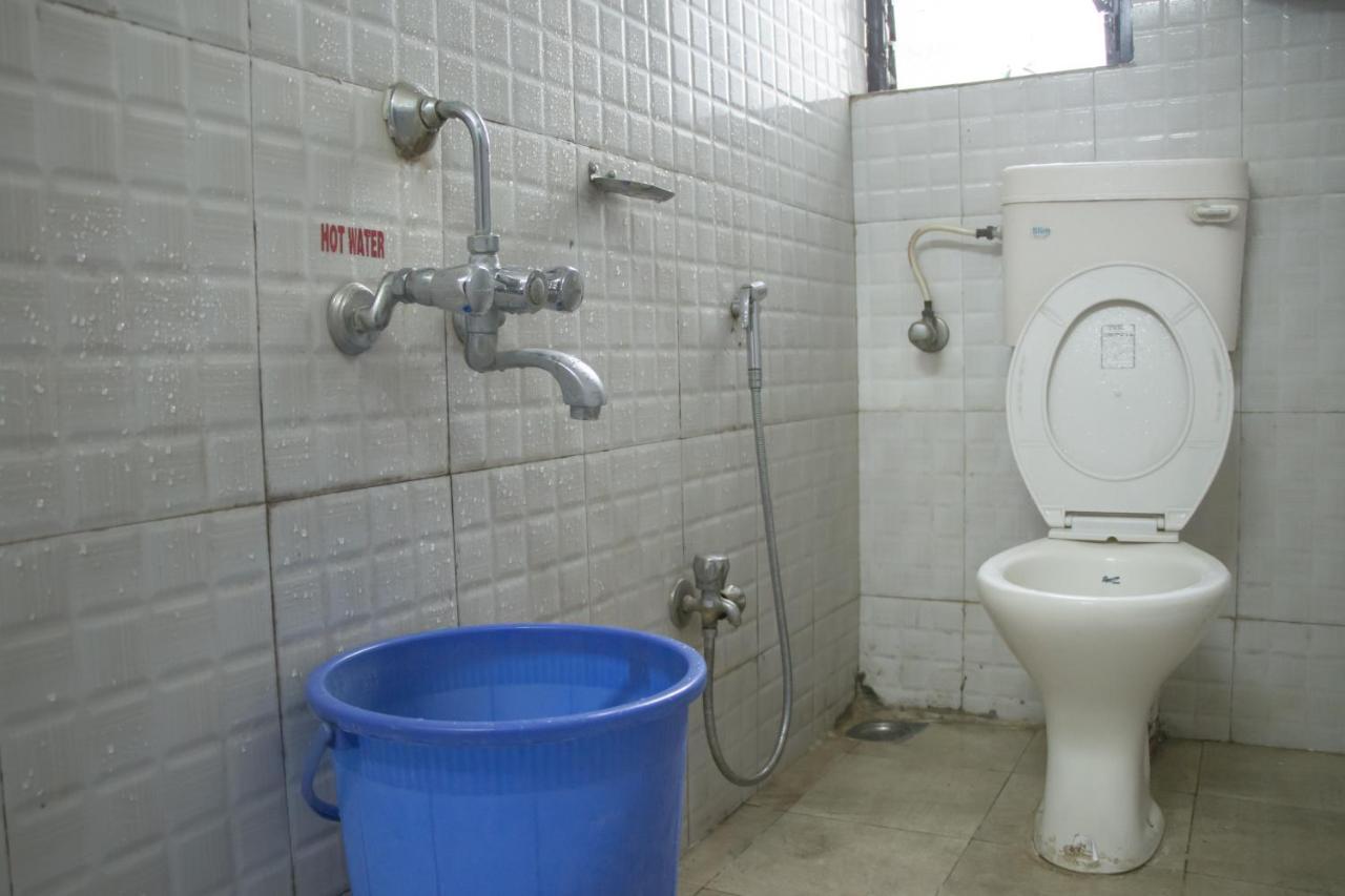 Hotel Mukesh Residency Pune Esterno foto