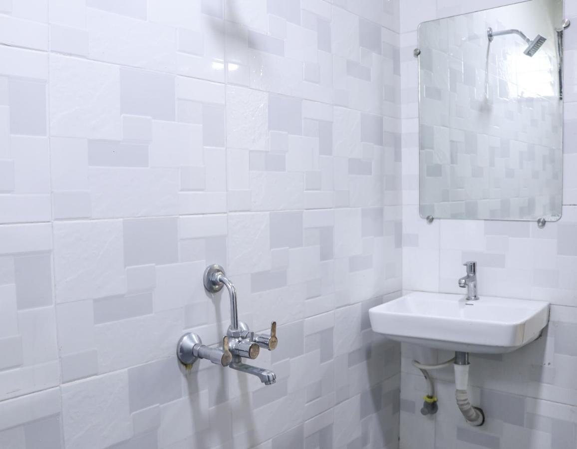Hotel Mukesh Residency Pune Esterno foto